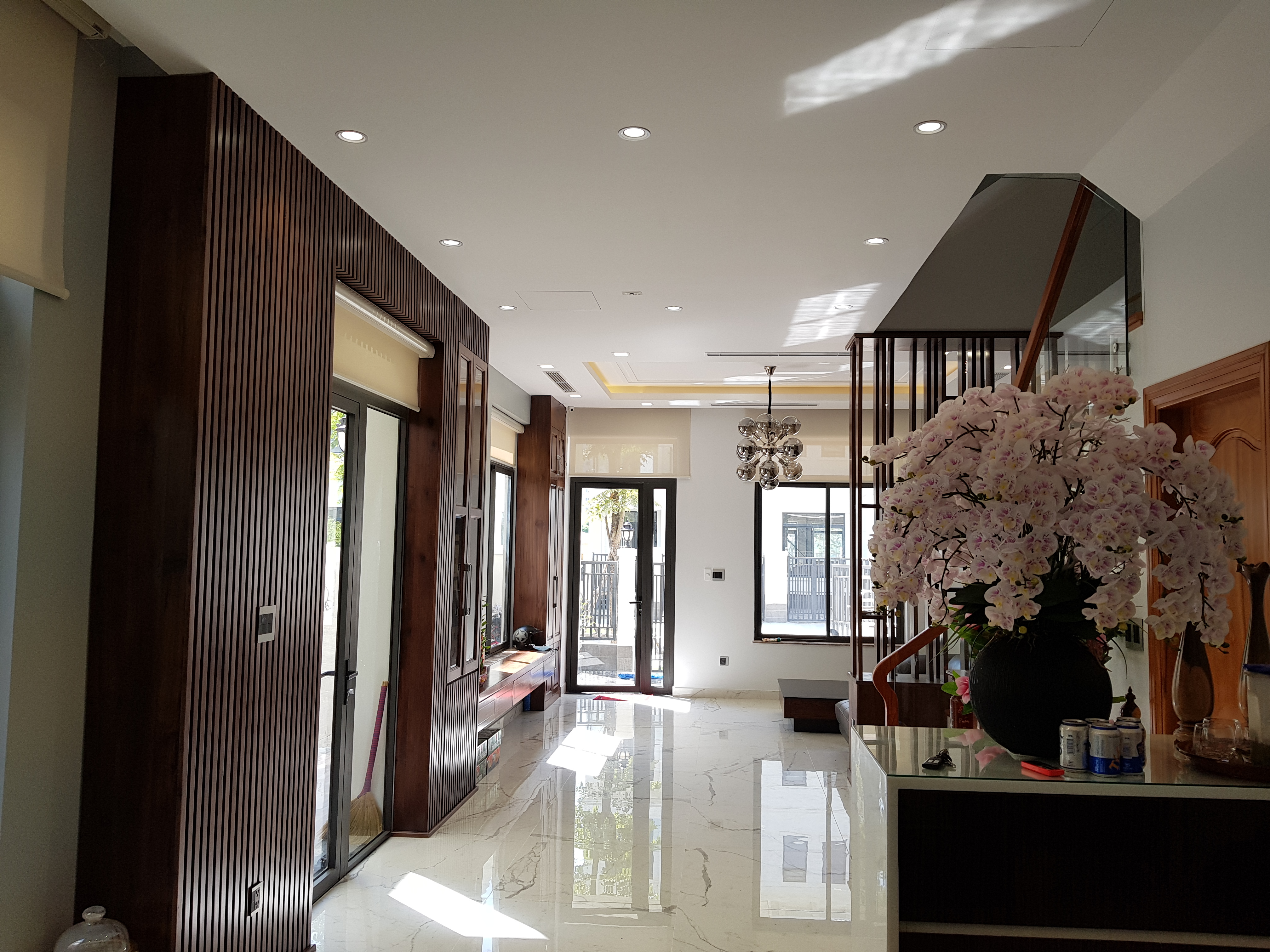 Mr. Vinh - 137 - Lakeview City - Quận 2
