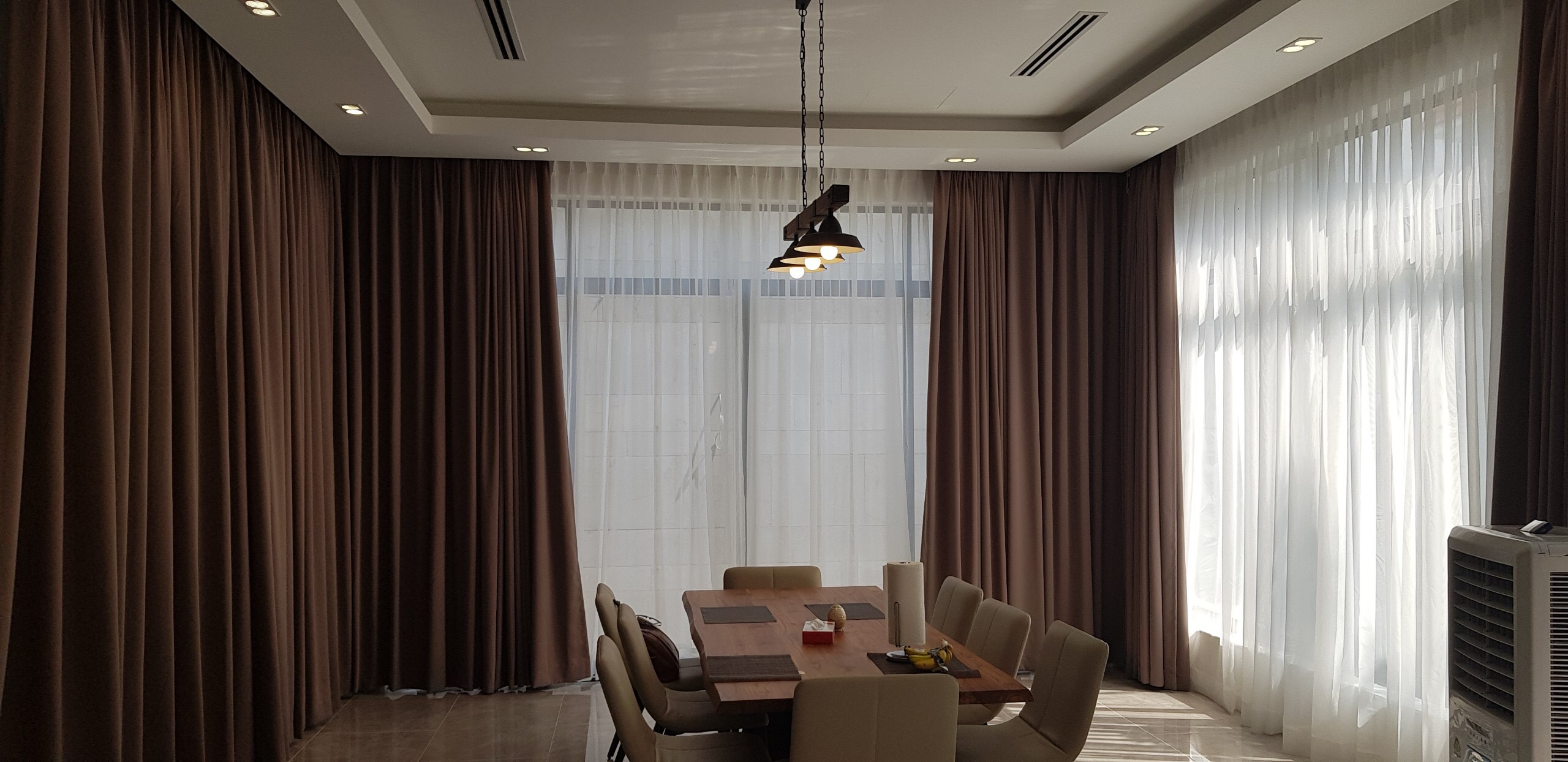 VILLA ANH LINH CHỊ HẰNG Q7  (  Sử Dụng Chất Liệu VẢI MALAYSIA )