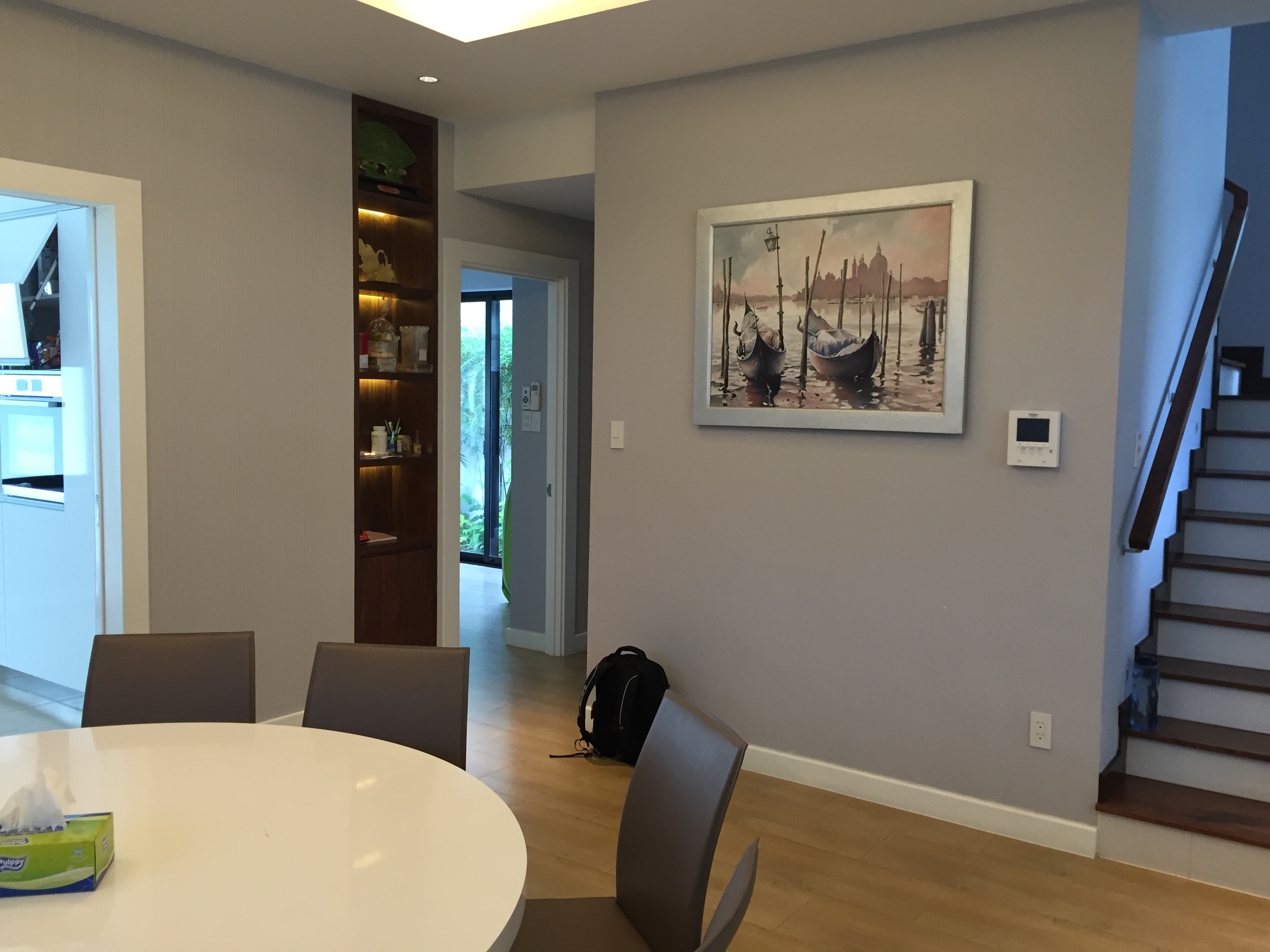VILLA CHỊ HUỲNH Q7  (  Sử Dụng Chất Liệu VẢI CHÂU ÂU )