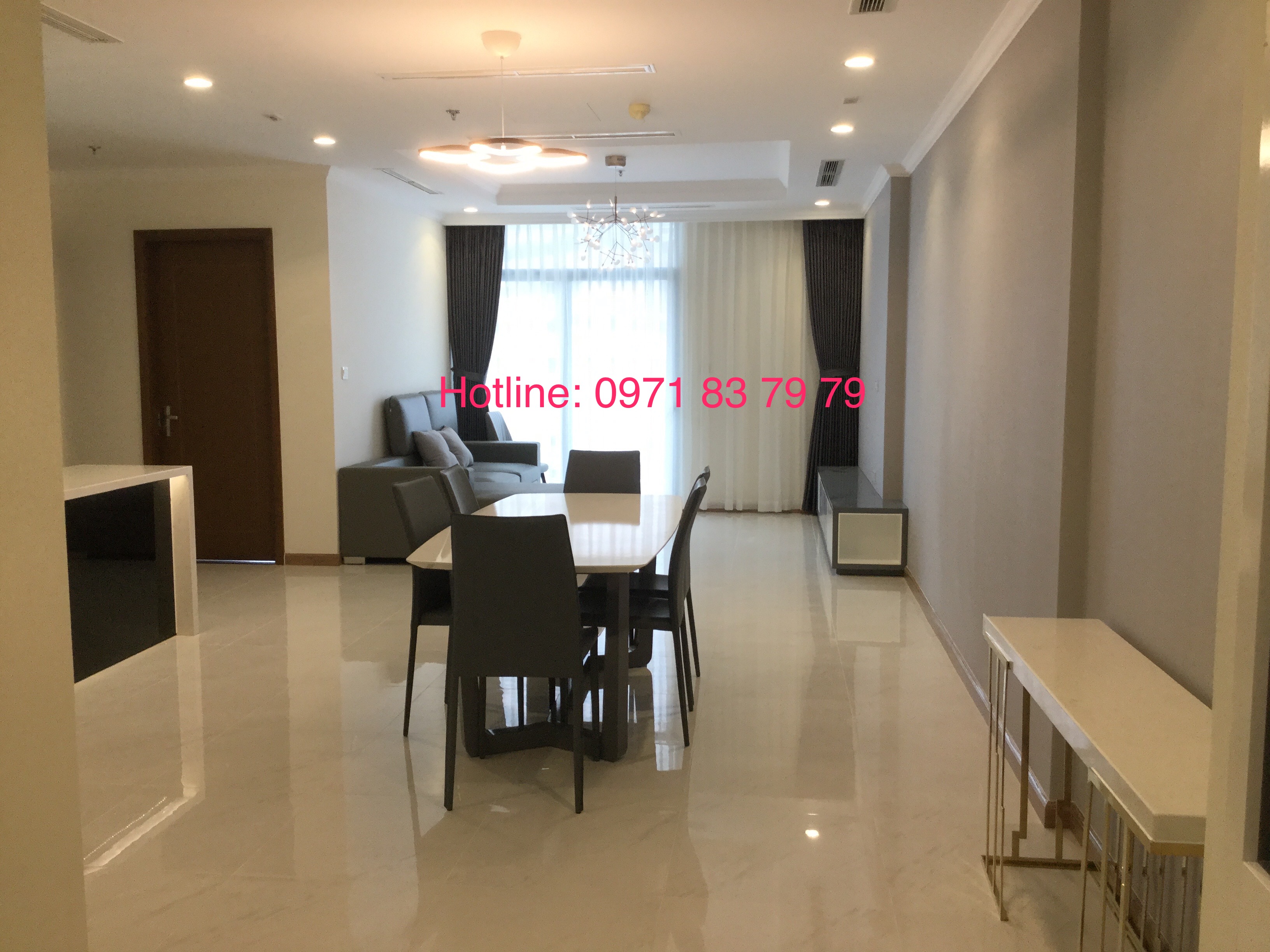 Anh Lộc - Vinhome Landmark 1