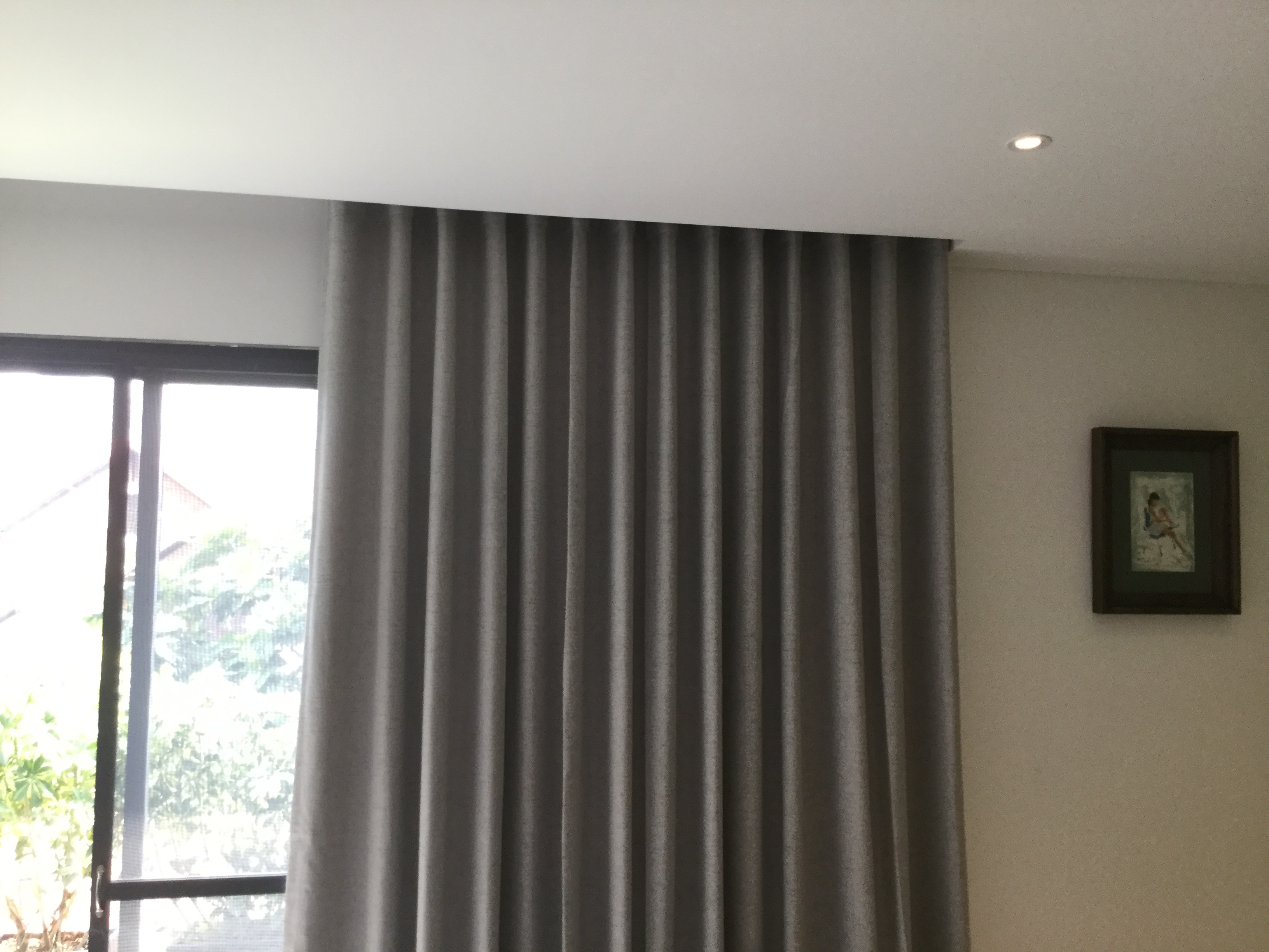 ANH TUẤN Q2  (  Sử Dụng Chất Liệu VẢI MALAYSIA )