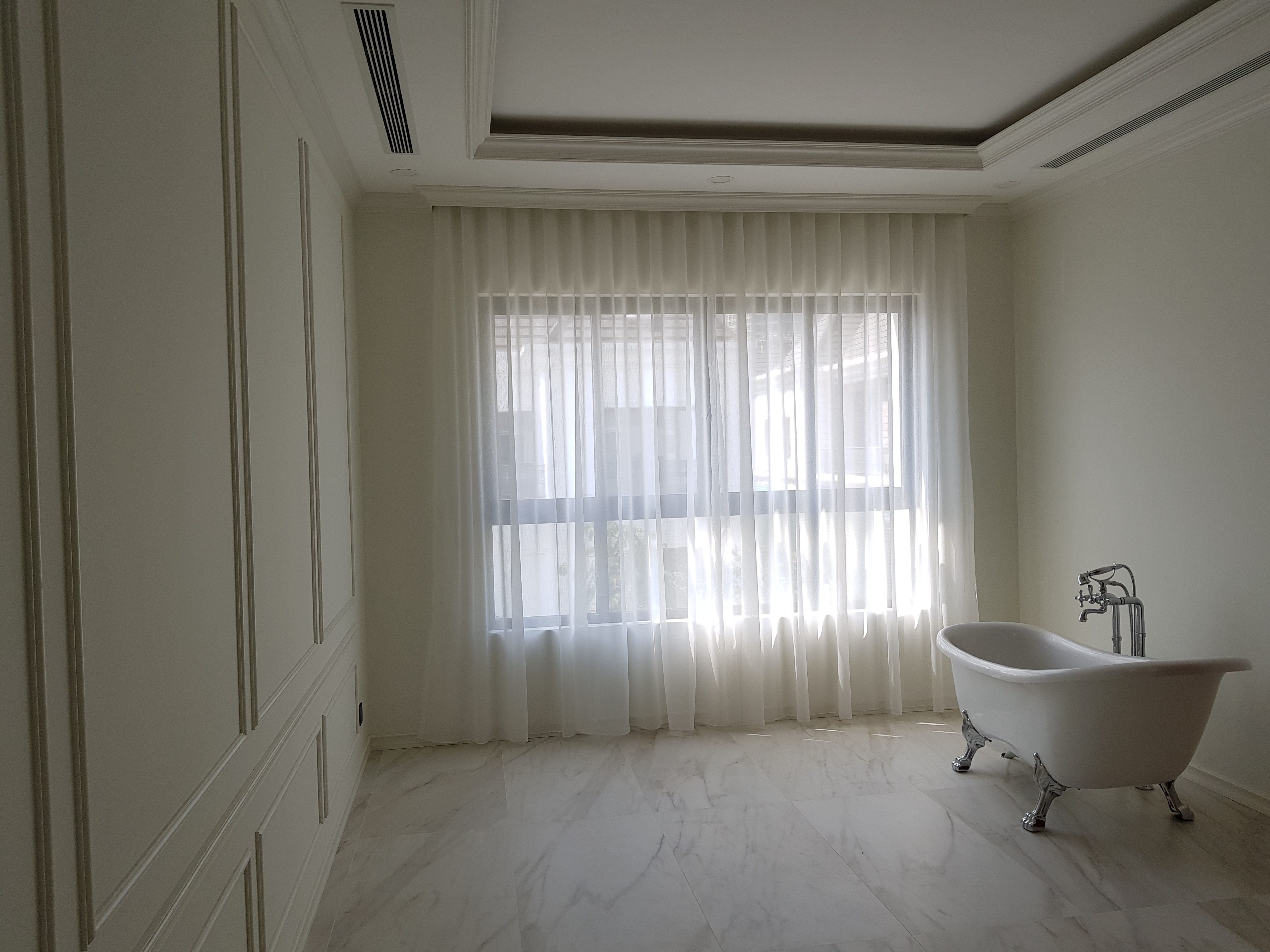 BIỆT THỰ CHỊ LAM VINHOME TÂN CẢNG Q2