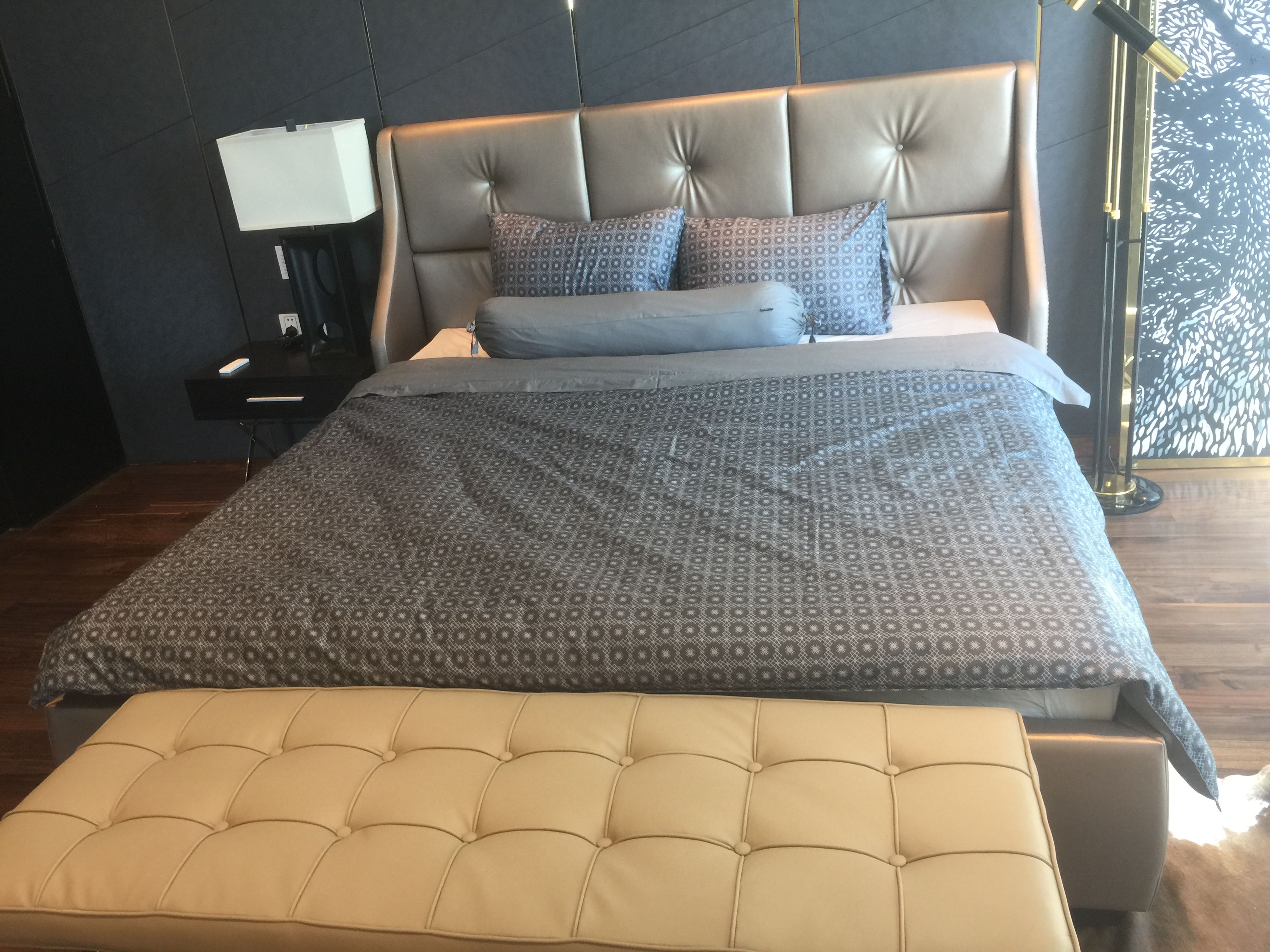 Penthouses - Vincom Đồng Khởi  (  Sử Dụng Chất Liệu VẢI HÀN QUỐC )
