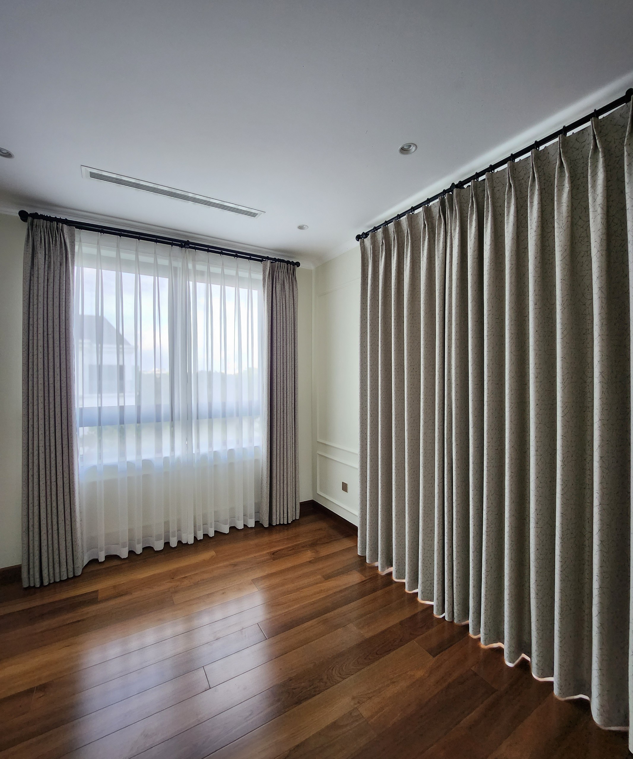 BIỆT THỰ ANH THẮNG VINHOME Q2  (  Sử Dụng Chất Liệu VẢI CHÂU ÂU )